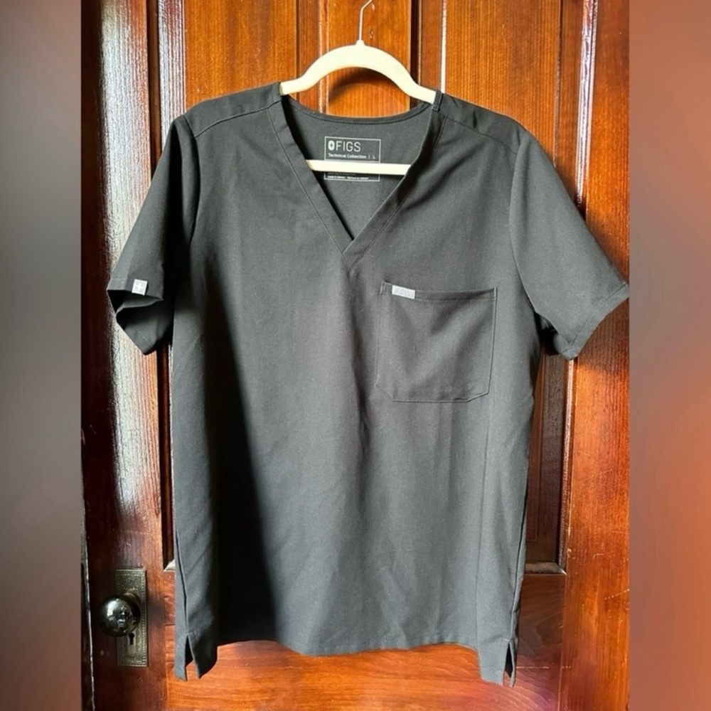 Figs Women’s scrub top